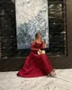 Partykleider SONDR Red Long Satin A Line Shiny Sleeves Evening Luxury 2023 Strapless Dubai Formal Dress Gowns