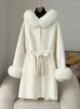 Abiti casual Cappotto in cashmere double face per le donne in autunno e inverno 2023 Collo in pelliccia Temperamento di fascia alta Lana di media lunghezza