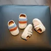 First Walkers Babyschuhe Frühling und Herbst 1 bis 2 Jahre alte Kleinkinder-Laufschuhe mit weicher Sohle, Kleinkinderschuhe, Kinder-Boardschuhe, Jungensport, 231211