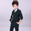 Anzüge Anzüge Herbst und Winter Kinder Blazer Anzug Jungen britische Blume Kinderkleid Jungen Weste dreiteiliger Anzug 230906