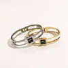 Novo estilo pulseiras femininas pulseira de luxo designer jóias 18k banhado a ouro aço inoxidável amantes do casamento presente pulseiras acessórios w296r