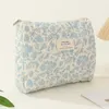 Cosmetic Bags 3Pcs Quilted Makeup Bag Printed Women Aesthetic Toiletry Purse Large Capacity Zipper Closure Cotton Daily Set