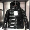 Chaqueta de parkas de plumón para hombre Abrigo de diseñador para hombres Mujeres Chaquetas de invierno Estilo de moda Corsé delgado Traje grueso Rompevientos Bolsillo Abrigos cálidos de gran tamaño LZ8U