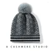 Berretti Cappello invernale in cashmere lavorato a maglia Jacquard Piega unisex Accessori per palline grandi Calde attività all'aperto casual da donna