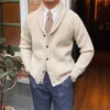 Maglioni da uomo Autunno Inverno retrò addensato cardigan lavorato a maglia caldo sciolto casual High Street giacche da uomo soprabito abiti maschili