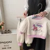 Flickans klänningar förtjockar varm fleece -uppsättning för flickor Kontrast Färg långärmad tecknad tryck pullover hoodies mjuka joggerbyxor 2 st barn passar 231212
