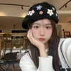 Berets Boina de Pele Floral Chapéus para Mulheres Inverno Engrossar Cap Quente Ao Ar Livre Todos os Jogo Retro Artista Pintor Beanies Harajuku Kawaii