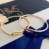 Ногтевой браслет браслет творческий браслет для ногтей моды розовый золото серебро простые универсальные пары браслетных аксессуаров