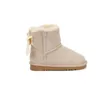 Femmes Enfants Chaussures Australie Botte De Neige Designer Hiver Enfants Chaussures Classique Ultra Mini Botte Botton Bébé Garçons Filles Bottines Kid Fourrure Daim