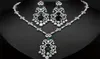 Vintage Zircon Collier Boucles D'oreilles Ensemble De Bijoux De Mariage De Mariée Fête D'anniversaire De Bal Bijoux Rouge Bleu Vert Argent CZ Zircon Collier F5191044