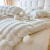 Conjuntos de cama High-end Tuscan Faux Fur Quente Outono Inverno Conjunto de Cama Branco Thickend Calor Duplo Duveta Capa Conjunto Cozy Consolador Conjuntos de Capa 231211