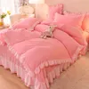 Conjuntos de cama Rosa Princesa Meninas Ruffle Lace Define Luxo Quilt Cover Folha de Cama e Fronhas Soft Bedclothes Decor Home 231211