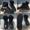 Skórzane i ścinające wysokie buty Czarne 1T948M Suszone podszewka Język buta w miękkim ścinaniu ozdobionym haftowanym logo marki daje oryginalny nowy zwrot akcji