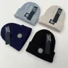 Gorro de punto a la moda, gorro de lana de alta calidad, a prueba de viento, ala cálida y fría, gorro de moda adecuado para hombres y mujeres adultos