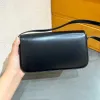 TEEN TRIOMPHE bolso baguette con solapa clásico Cuero genuino hombres mujeres bolso de mano bolsos de diseñador Cartera de lujo bandolera sobre bolso de noche artículo de tocador Bolso de hombro