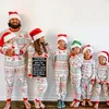 Barboteuses Parent-enfant Pyjamas Ensemble Bébé Allover Imprimer 2 Pièces Costume Pyjama Ample Joyeux Noël Cadeau pour Famille Tenues Assorties 231212