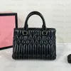 Diseñador Matelasse bolso bolso de hombro bolsos de compras cuero para mujer 30 cm 20cm bolsos de bolsos de 2 dueños Bolsos de embolsado de cuerpo de mensajería