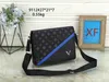 Designväska nya män crossbody axelväska olika storlekar handväska luxurys tygväska pochette flera fickor mode kvinnor ryggsäck toppkvalitet sport midja väska