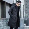 Mens Down Parkas 2024 Long Winter Jacket Högkvalitet 90% Vit Duck Down Jacket Män varm tjock fashionabla huvajacka i full storlek M5XL 231213