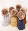 Gorro de inverno feminino macio grosso velo forrado dupla camada gorro de malha com pele sintética pom pom chapéus moda selvagem ao ar livre quente bonés 9116004