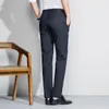 Suisses masculines Lansboter khaki printemps et été lyocell coton pantalon décontracté pantalon slim.