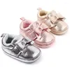 Babyschoenen Babyschoenen Jongens Meisjes Pailletten Wieg Zachte zool Peuter Leren Caual Sneakers Baby Glitter