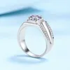 Anelli a grappolo 1.0 CT taglio rotondo fidanzamento nuziale Moissanite anello maschile gioielli in argento spesso di design regalo di lusso per gli uomini