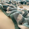 Koce gruby thow kocowy styl geometyczny reaktywnie wydrukowane flanelowe polar do łóżek jednokierunkowy pluszowy kratę sofę kratę 231213
