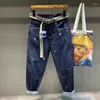 Mężczyzny dżinsowe Man Cowboy Pants Haftowe przycięte spusty haremowe jesienne ubranie jeansu Plus rozmiar 90. trend streetwearu 2023 retro