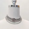 2022 Collana con ciondolo con ciondolo di alta qualità con design girocollo a sei strati di perline in color platino placcato per gioielli da sposa da donna2739