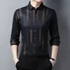 Chemises habillées pour hommes Mode Hommes Rayé Chemise lisse Printemps Automne Manches longues Lâche Mâle Vêtements Streetwear Casual Vintage Business Bureau Tops 231212