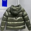 Mäns ner parkas kvinnors huva down jacka för vinter y2k casual v gitter design lös fast färg varm kappa håll ut vind och snö 231213