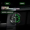 Ny annan bilelektronik bilklocka Lysande bilar Intern Stick-On Mini Digital Watch Mechanics Quartz Clocks Auto Ornament Biltillbehör gåvor