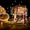 Architectuur/DIY Huis Tuin Villa Poppenhuis Mini DIY Kit voor het maken van kamerspeelgoed Thuis Slaapkamer Decoratie met meubilair Houten handwerk 3D-puzzel Meisje 231212