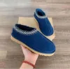 Diseñador U botas Mini zapatillas de bota Aus Mujer Bota de nieve Tasman Tazz Castaño Marrón Botas de invierno Botines de lana Botines de invierno Zapato de tobillo botas de diseñador