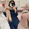 Scarves Designer Korean version of vintage wool scarf for women in autumn and winter, double-sided dual color trendy and versatile cashmere tassel shawl GYGX