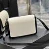 tofu messenger väska kvinnor läder handväska svarta designers axel lyxig handväska klaff mode för man crossbody koppling kuvert quiltade väskor