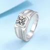 حلقات الكتلة 1.0 CT Round Cut Cut Assice Moissanite Male Ring Sight Silver Designer Jewelry Gift Luxury Gift for Men