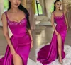 2024 Hot Fucsia Princesa Vestido de noche Elegante Correas atractivas Lentejuelas Cuentas Lado Alto Split Satén Sirena Prom Vestidos formales Robe De Soiree