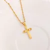 24 k Amarillo Oro fino GF Pequeño Mini Sello fiscal Cruz Colgante Cadena Pendientes Conjunto Joyería cristiana Conjuntos Mujer Chica Jesús Gift236g