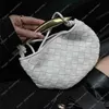 Grace Botteg Venetas Mini Sardines Metallic Crossbody Luxe Echt lederen Frans Weave Elegance in Sheepskin Classic Celebrating B Vs Less Is More Ethos Barbie Fut