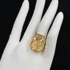 2023 Designer Crystal V Ring Letter Couple Anneaux Fashion Crystal Crystal Gold Bielry Amoureux Ring223P