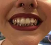 Denti in rame placcato oro 18 carati Bretelle Hip Hop Up 2 inferiori 6 denti Grillz Bocca dentale Fang Griglie Tappo per denti jllXpP5429132