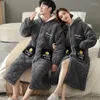 Kvinnors sömnkläder par huva badrock vinter 3 lager klipp bomull pyjamas set lös m-3xl kvinnor och män klädande hemkläder