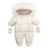 Rompers Winter Baby Rompers tjock varm spädbarn Huva inuti fleece jumpsuit född pojke flicka övergripande småbarnskläder set 231212