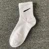 Mens dames katoen all-match vaste kleur sokken slippers klassieke haak enkel ademend zwart wit grijs voetbal basketbal sport kous s3cw#
