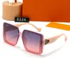 Lunettes de soleil de créateurs pour hommes Lunettes de soleil en plein air pour dames Mode Lunettes d'extérieur Verres Polaroid Lunettes de soleil pilotes pour femmes hommes avec boîte 18 couleurs