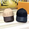 Läder split joint mittade mössor män kvinnor baseball cap luxurys designers caps hattar mens sommar khaki gammal blomma tryckt casquette4169260