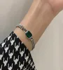 Geometrische Smaragd Armband Vrouwelijke INS Uniek Ontwerp Retro Distressed Licht Luxe Mode-sieraden Prachtig Cadeau Bangle8355332