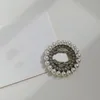 Moda Tasarımcı Pin Erkekler Broche Kadınlar Damla Petrol Mektupları Broşlar bayanlar Altın Pimler Charm Pearl Brooch Suit Ceket Aksesuarları Hediyeler Zarif Düğün Partisi Jewerlry